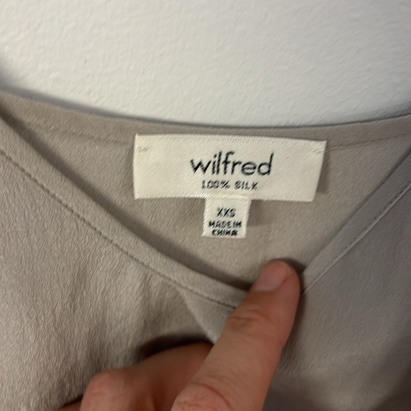 Aritizia Wilfred 100% silk chemise - Picture 6 of 10